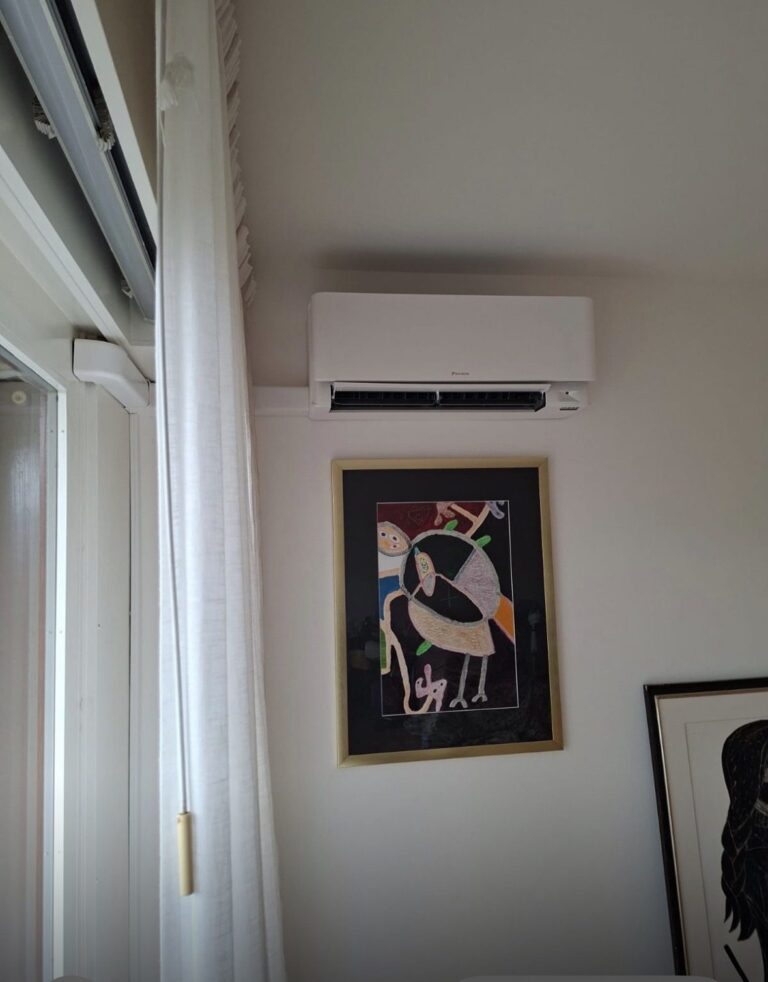Climatisation Daikin dans un attique à Genève